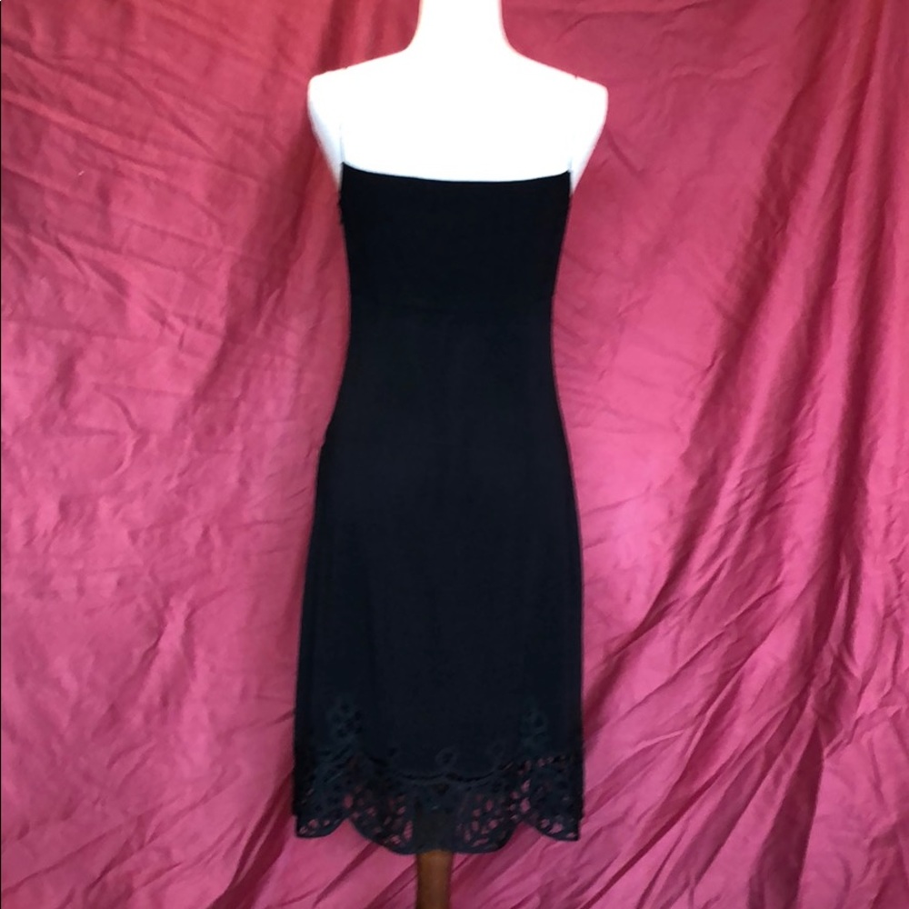 Dress - Picture 4 of 4